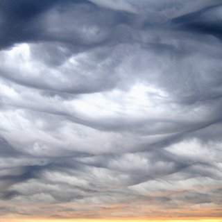 Nimbostratus painting the sky