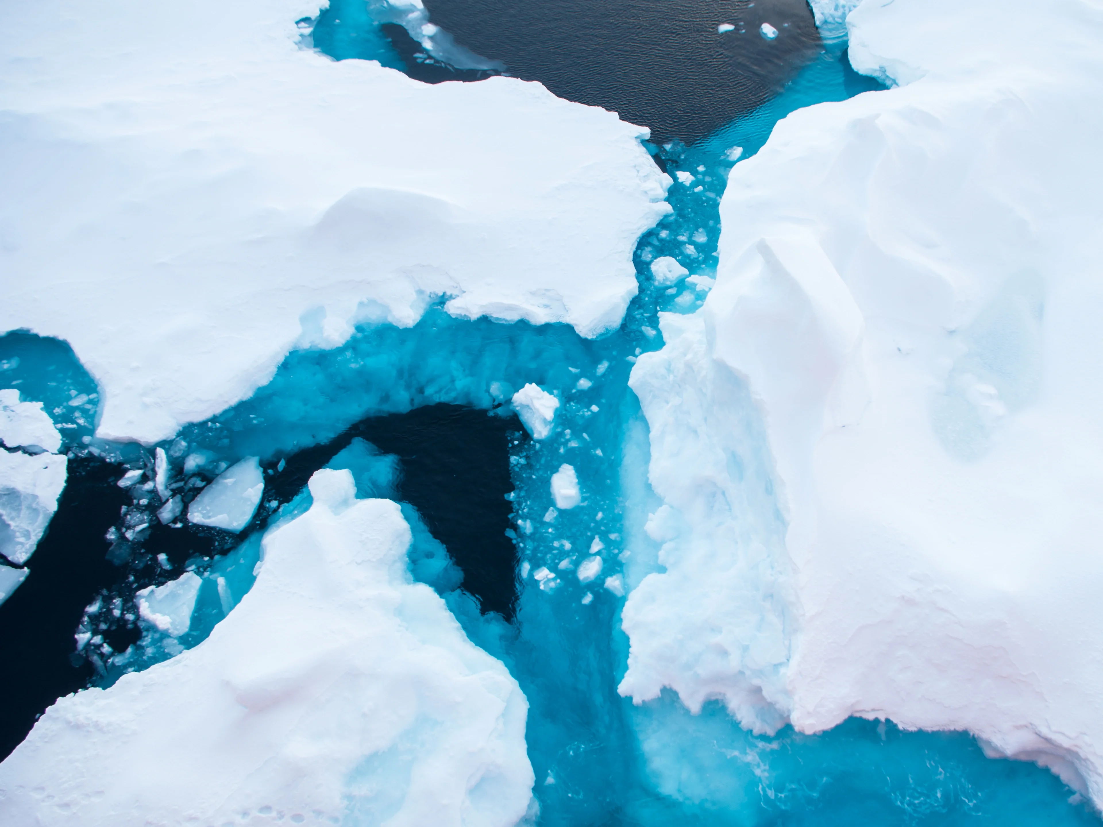 Melting summer ice 