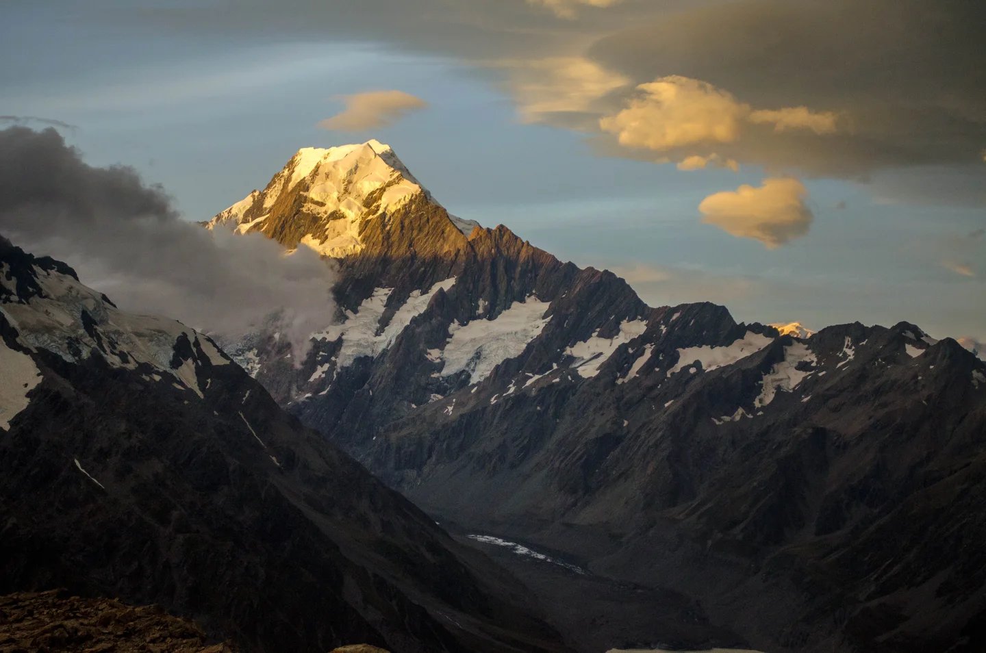 Alpenglow on Aoraki