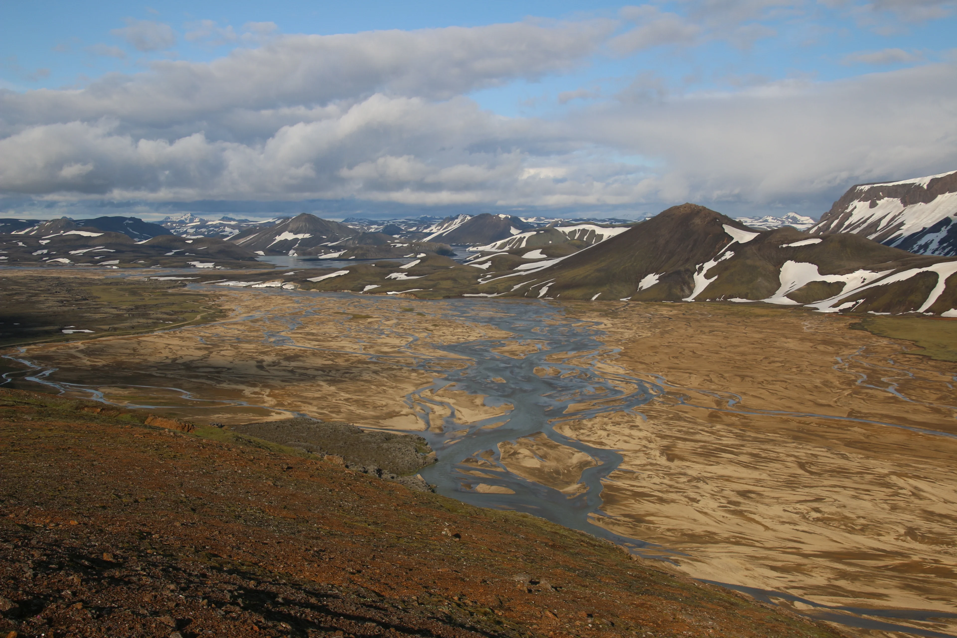 Active rivers: the braidplains of Landmannalaugar