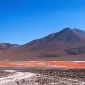 Laguna Colorada (Red Lagoon)