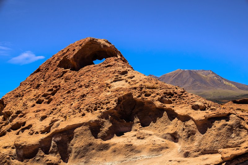 Natural arch / erosional form