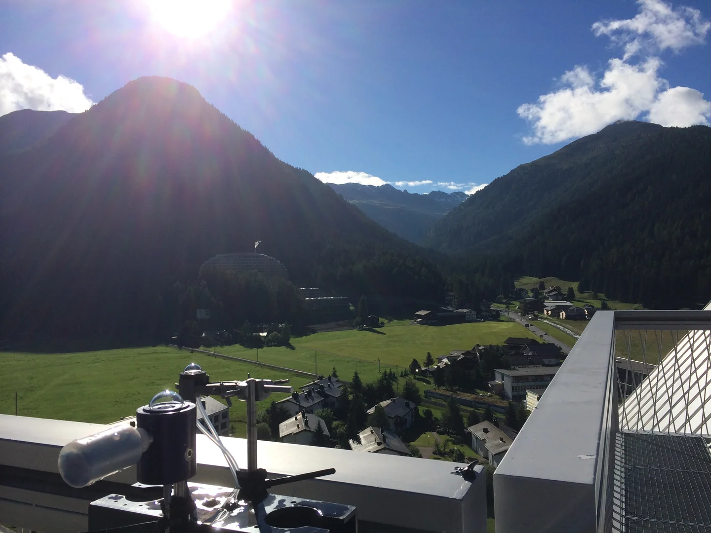 Global spectral irradiance measurement during EMRP-ENV03 final campaign, Davos, Switzerland