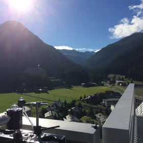 Global spectral irradiance measurement during EMRP-ENV03 final campaign, Davos, Switzerland