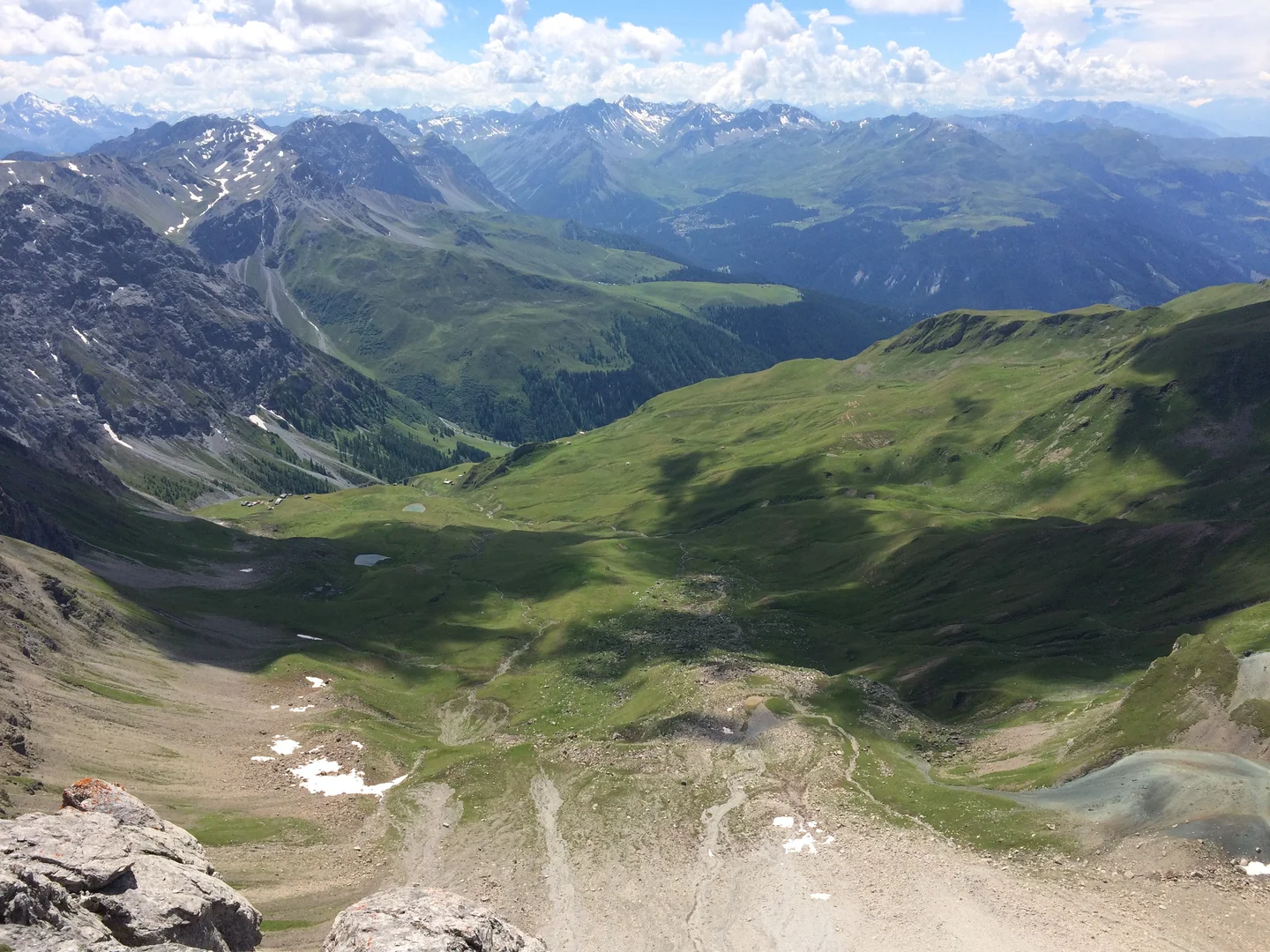 Cloud field variations over the Swiss Alps
