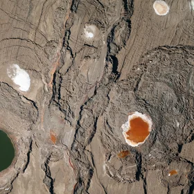 Morphology of the former Dead Sea lake-bed