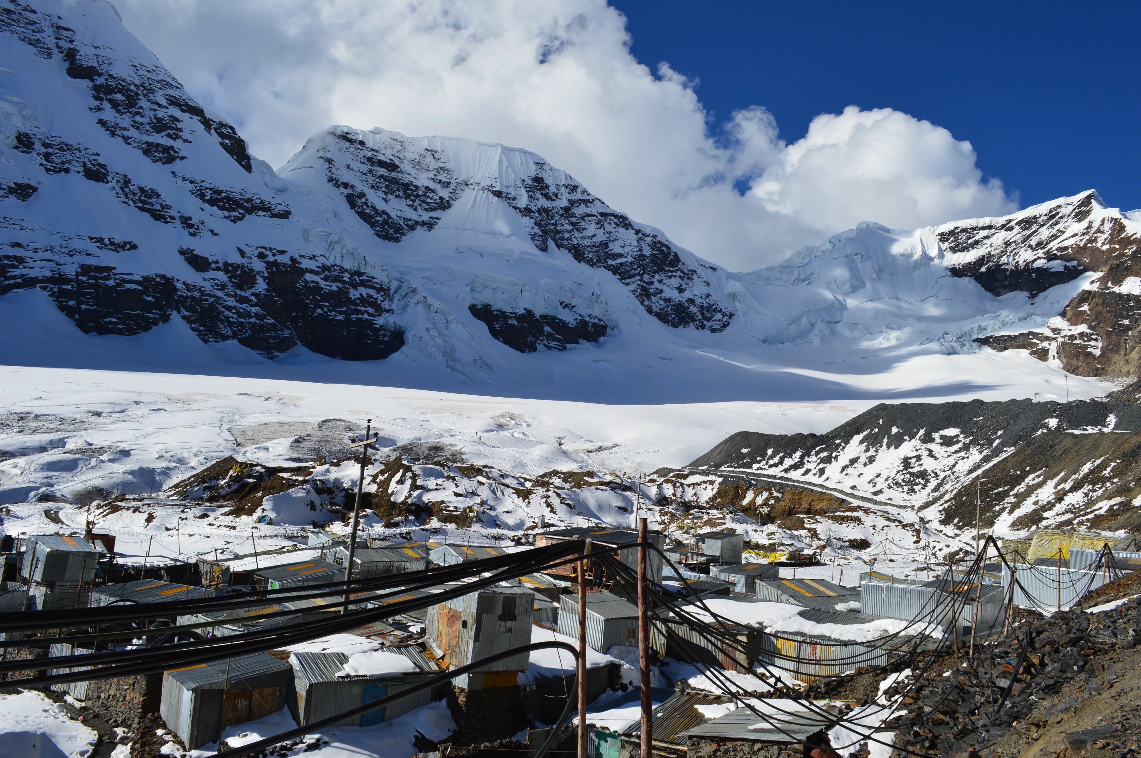 A glacier condemned to death by the greed of man