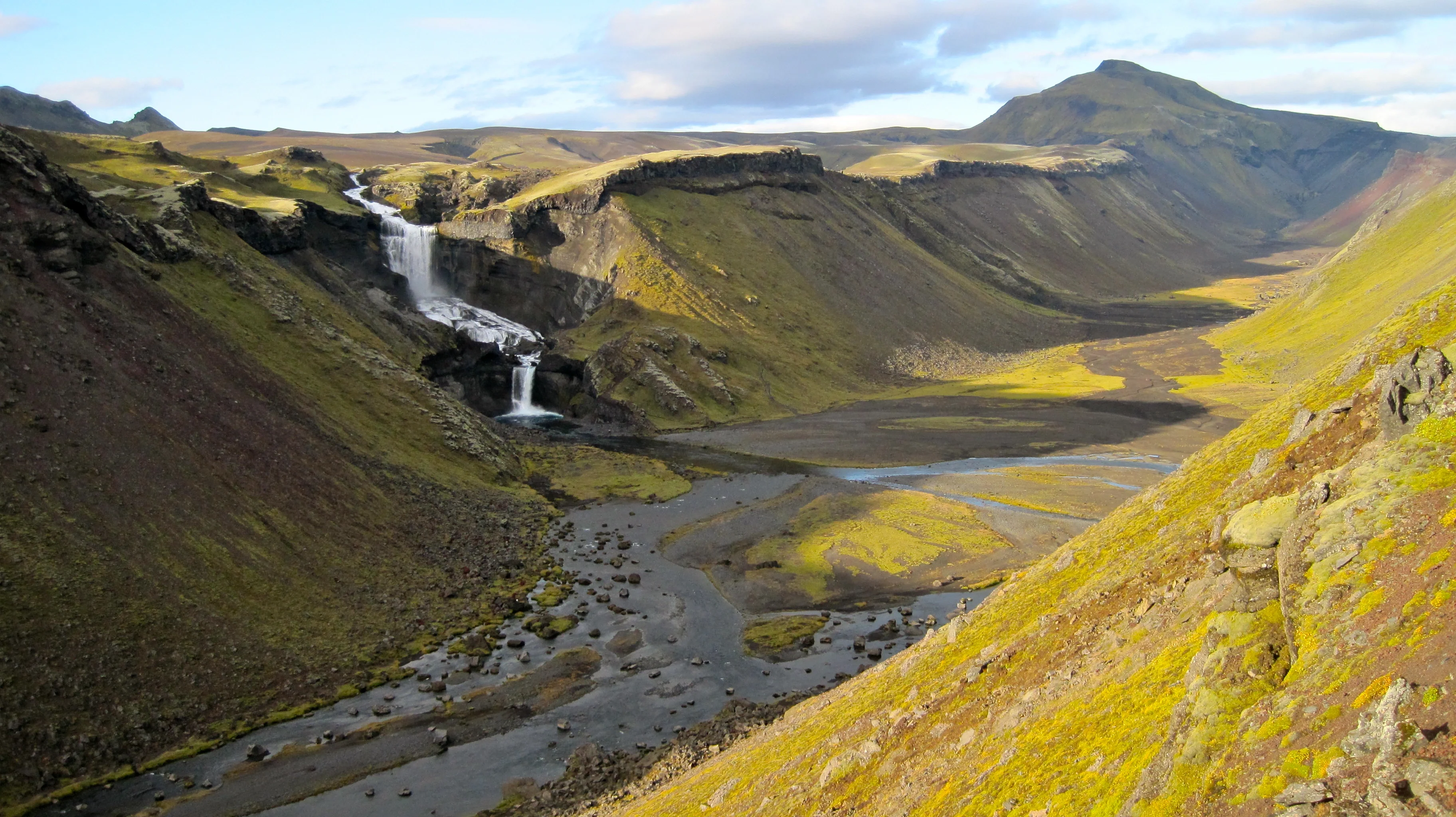 Islandic valley created during a volcanic eruption