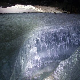 Paleoclimate archive of the "Leupa" Ice Cave