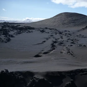 Fractures in the sand