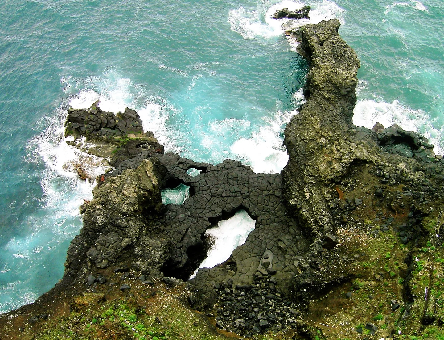 Volcanic island pavement