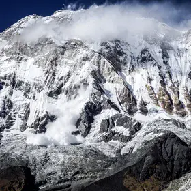 A dramatic avalanche from Annapurna South