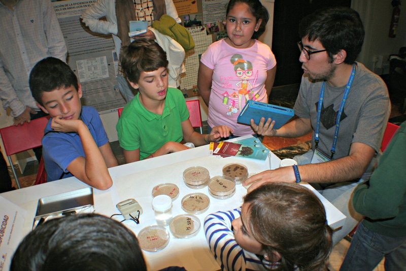Let's talk about soil colour!