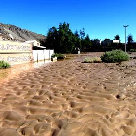 Sedimentary record of catastrophic floods in the Atacama Desert