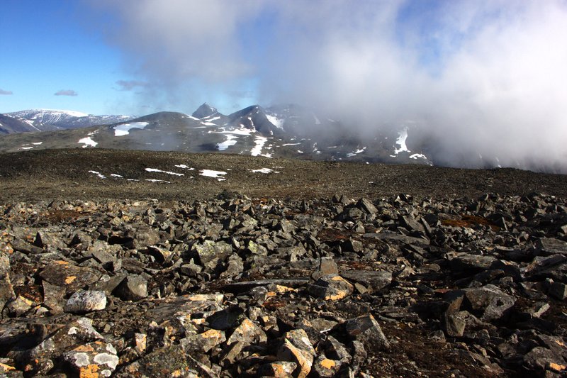 The boulder field on top of Ladebakte mountain