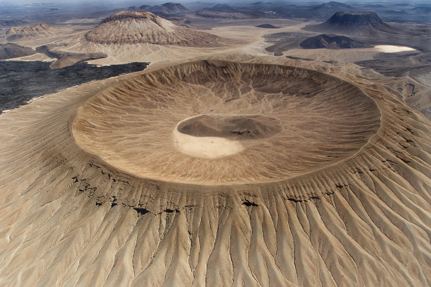 Jebel Bayda (White Mountain)