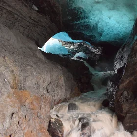 Subglacial drainage at Nordenskiöldbreen