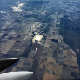 Sacramento Valley haze during abnormally warm winter in California