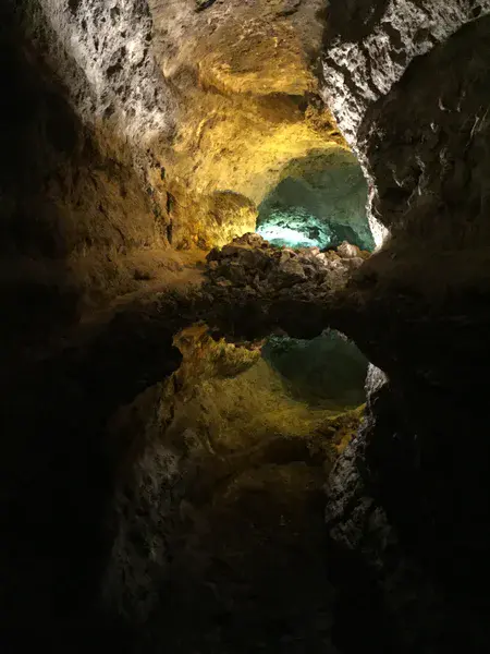 Corono Lava Tube, Cueva de los Verdes,  Lanzarote
