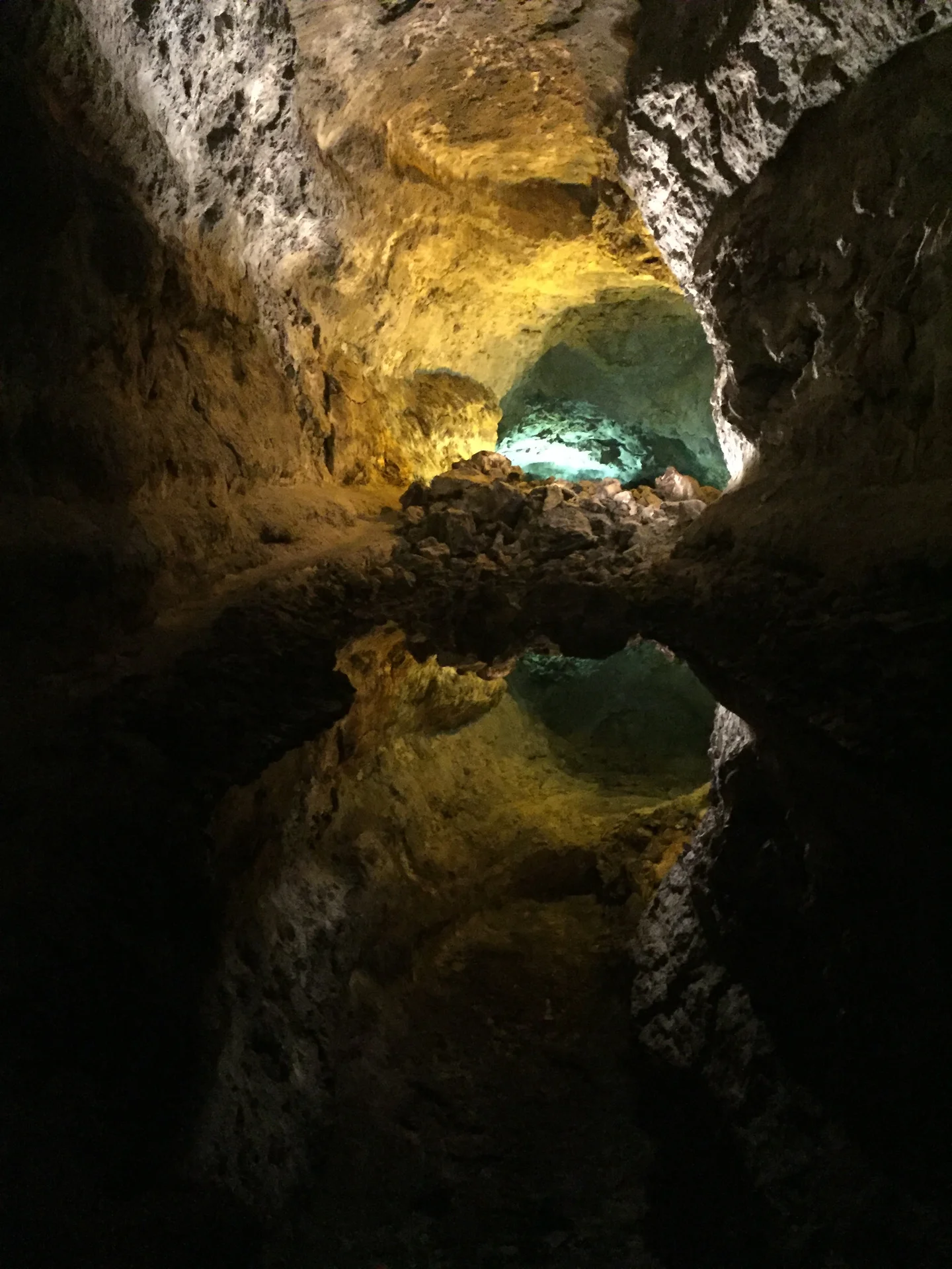 Corono Lava Tube, Cueva de los Verdes,  Lanzarote