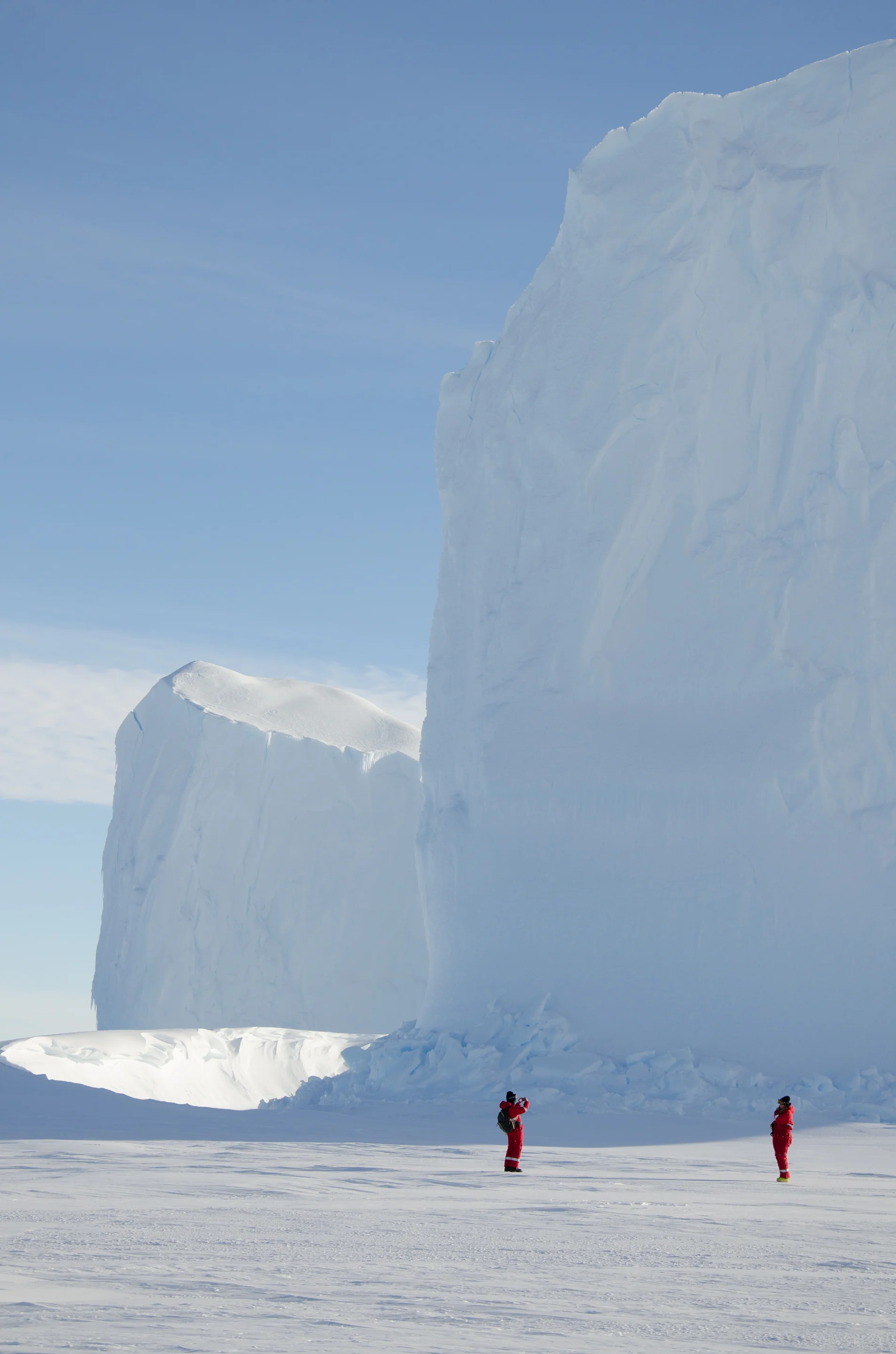 Proportions of a frozen giant