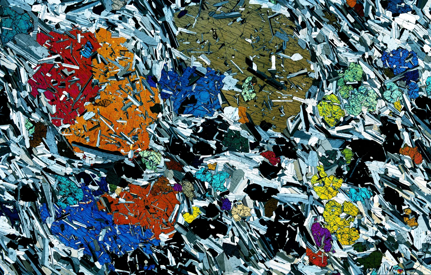Cooking crystals in the Earth cauldron