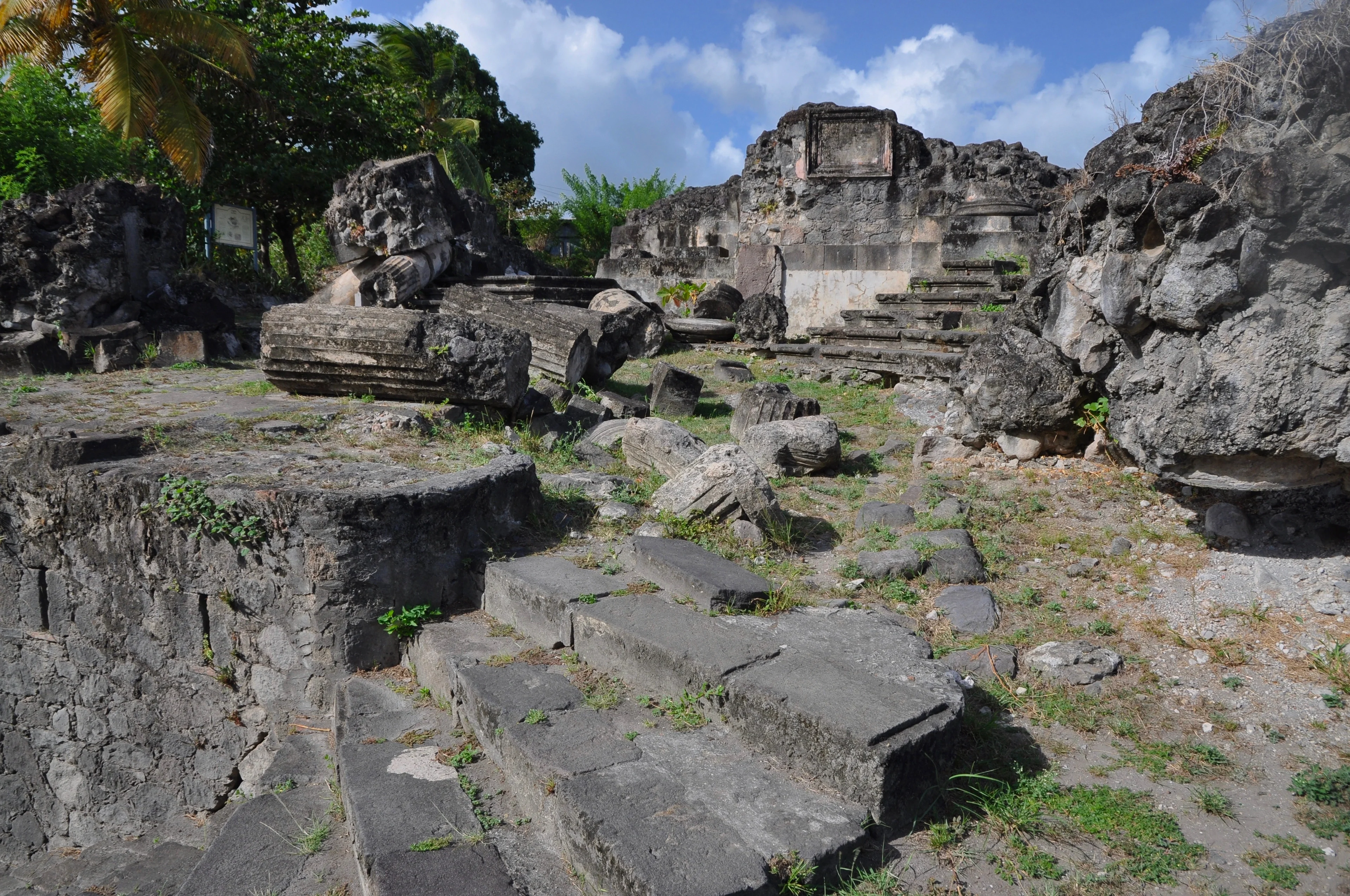 Blackened ruins in Saint-Pierre (Martinique)