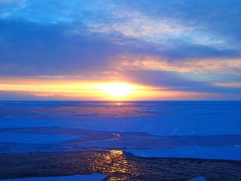 Winter sun in the Ross Sea