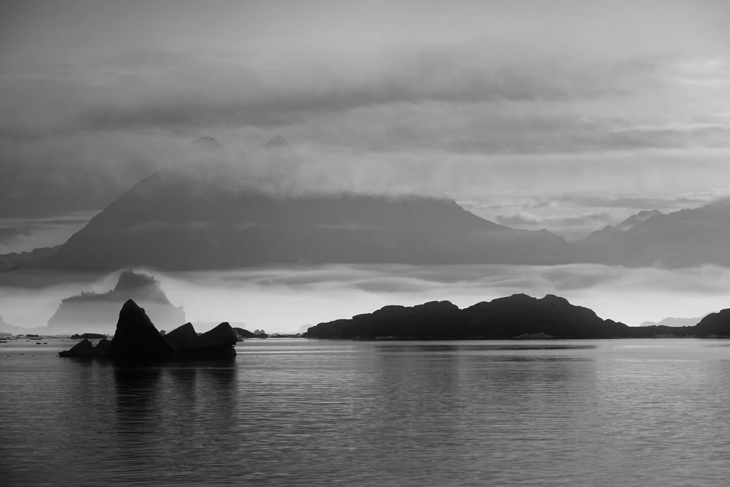 Sailing away from the magma chamber