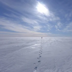 GPR profile in a desert of ice