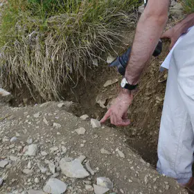 Surface slip due to Amatrice Mw6.0 24-Aug-2016 and Norcia Mw6.5 30-Oct-2016 earthquakes