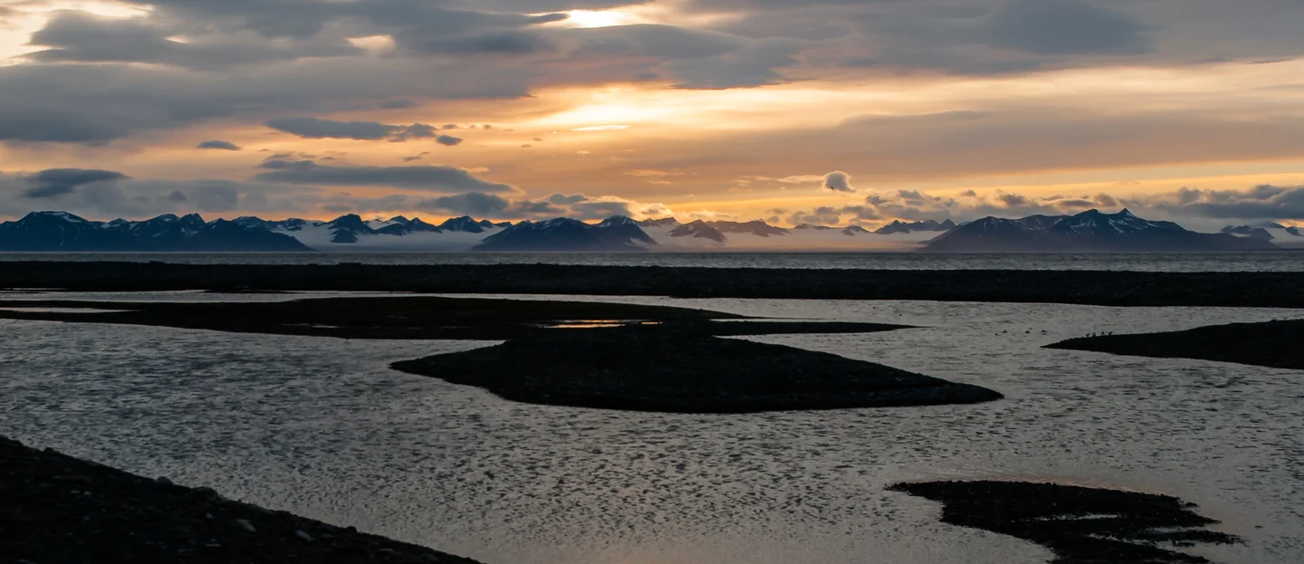 Midnight sun on Svalbard
