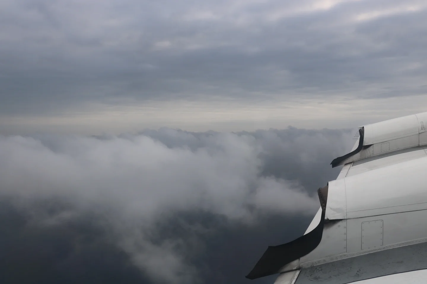 Smoky marine boundary layer in southeast Atlantic