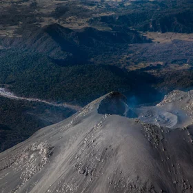 From crater to channel, Volcán de Colima