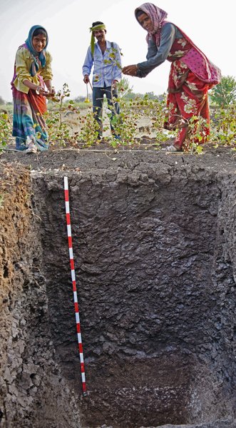 Imaggeo - Black cotton soil in rural India