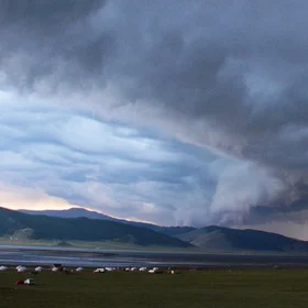 Cumulonimbus cloud hurtling through the sky