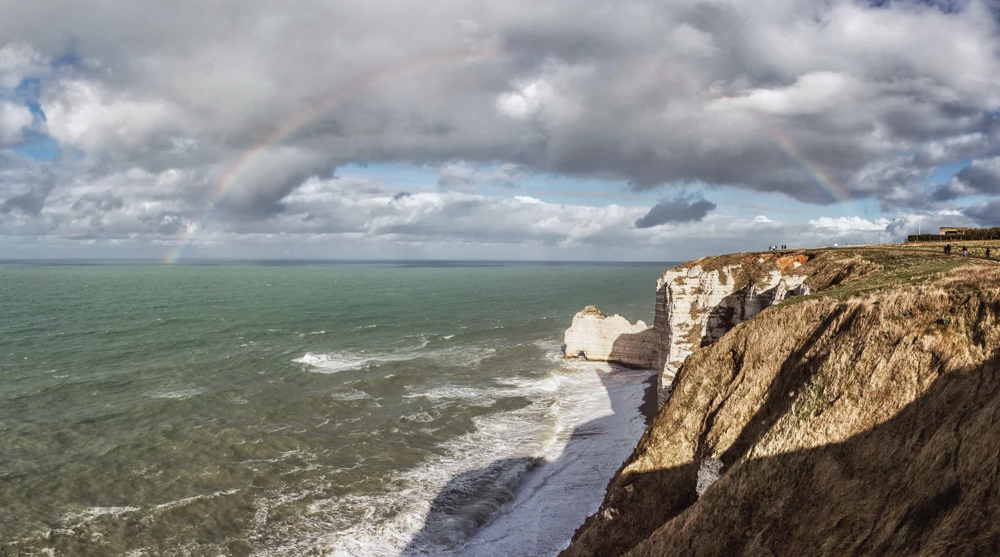 November rainbow on the cost near Étretat