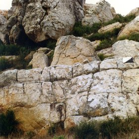 Outcrop of siliceous sandstone