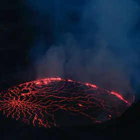 Permanent lava lake at Mount Nyiragongo (stratovolcano)