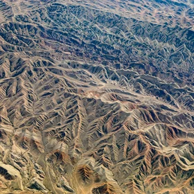Landform in Western China (Please help me to explain!)