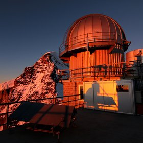 Sunset at the Sphinx high altitude Observatory