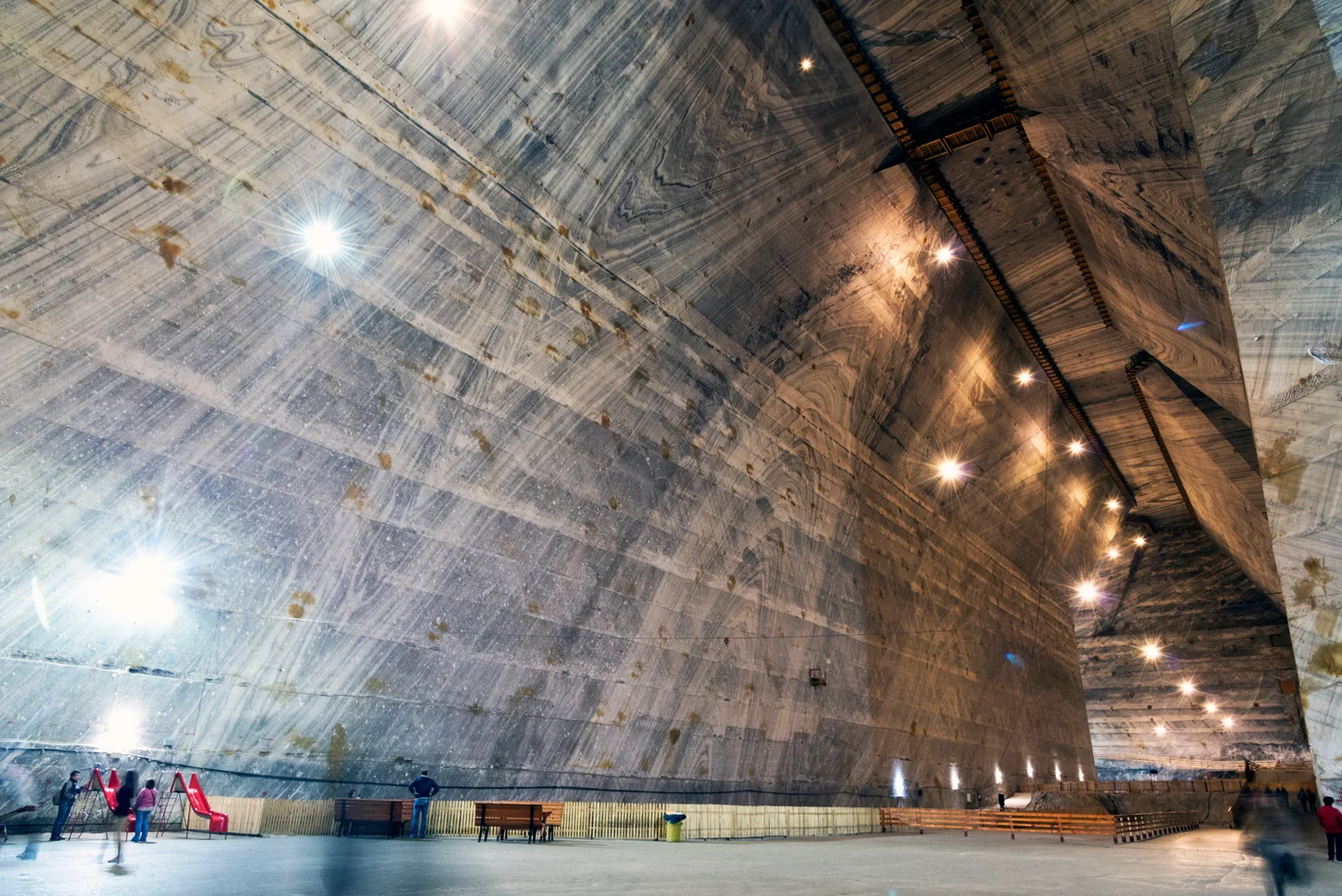 Large similar folds in a salt mine in the Carpathians