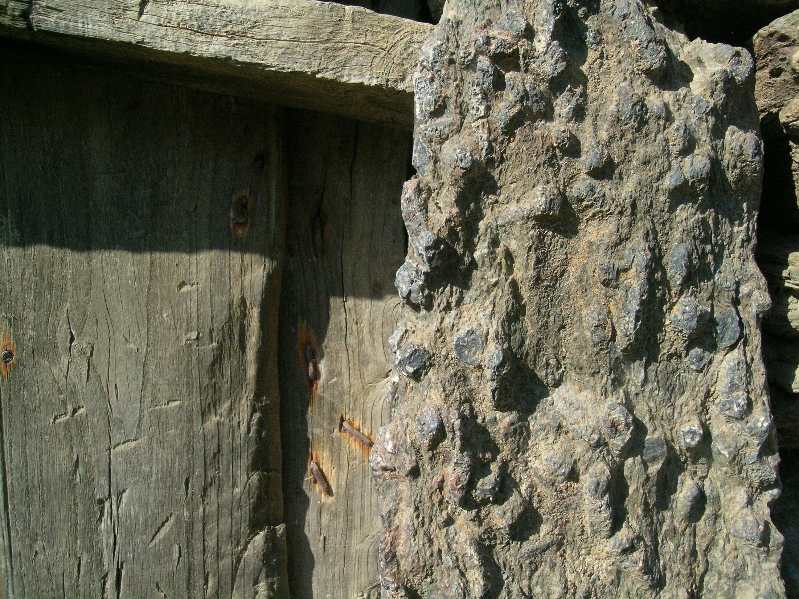 Andalusite nails in wooden slates