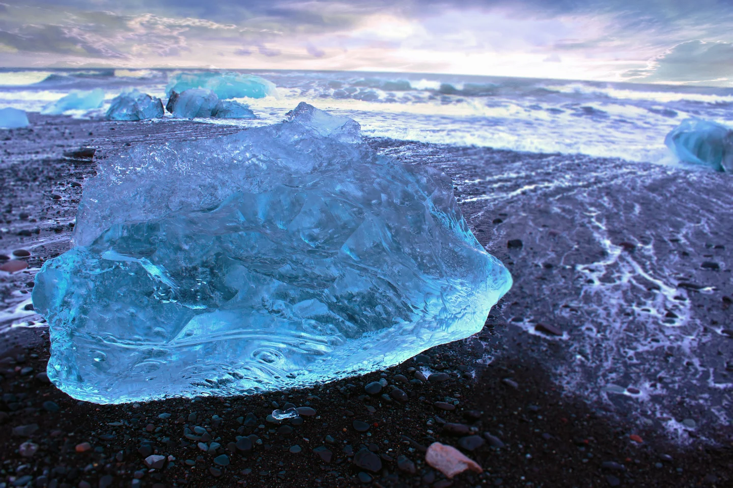 Jökulsárlón, the blue planet