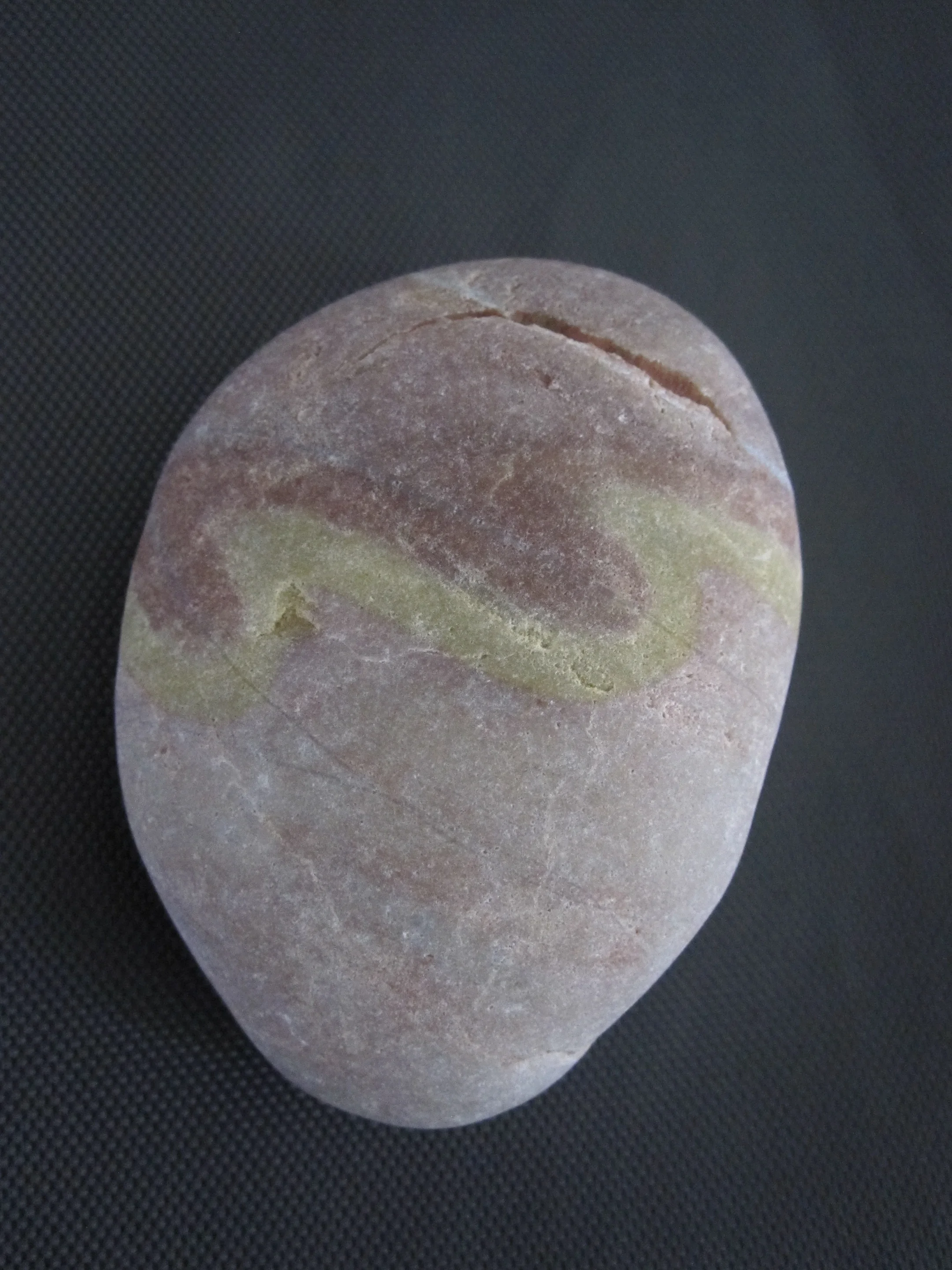 Wave pattern in rock layers