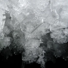 Ice crystals in the dark