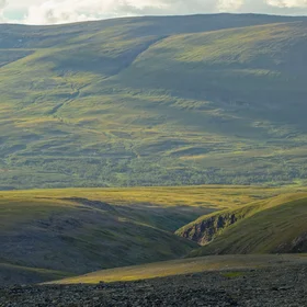 Periodic river canyon