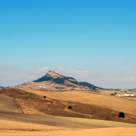 CAIRANO: clouds and wheat