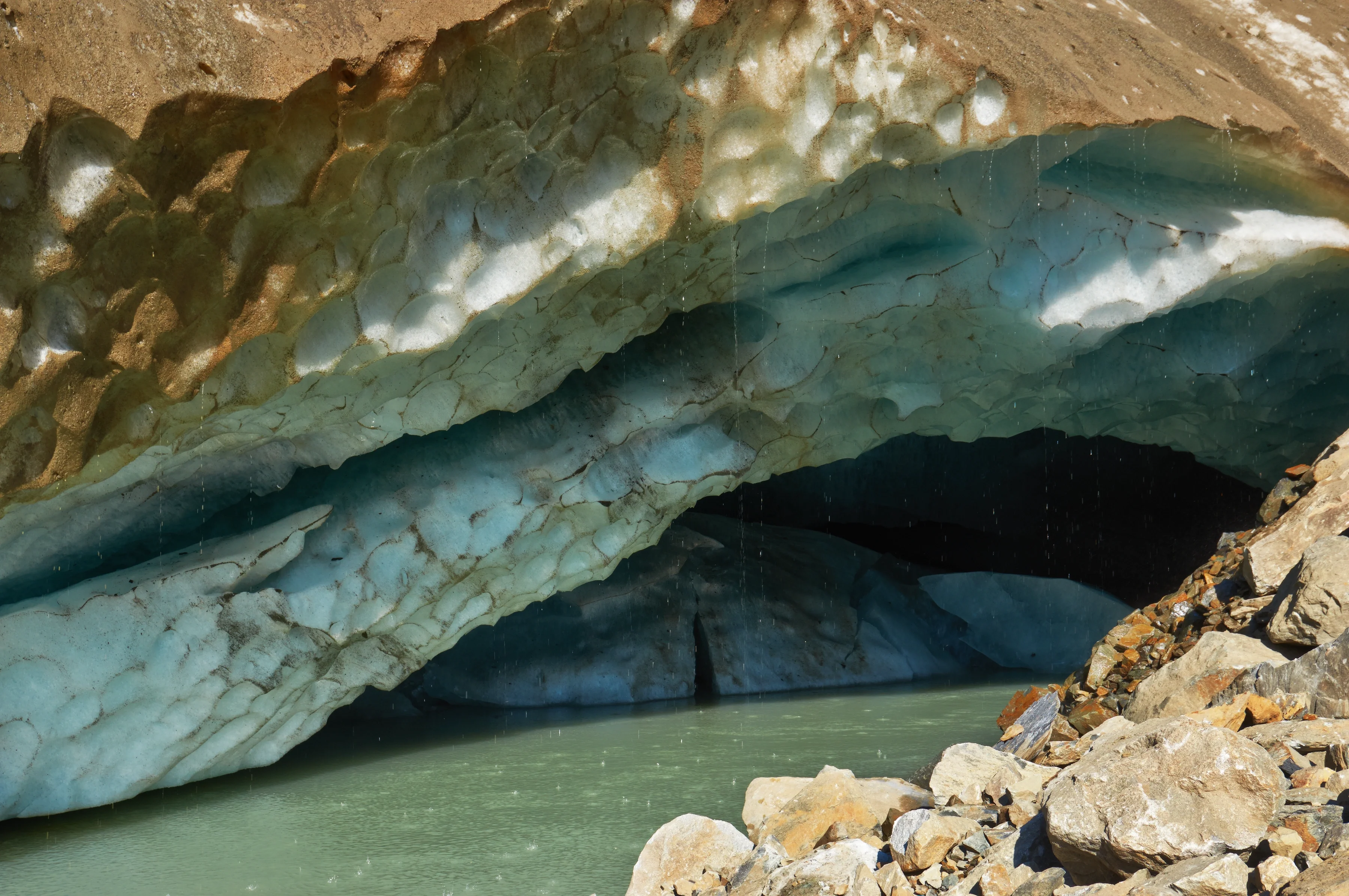 Tears of Chalaadi glacier