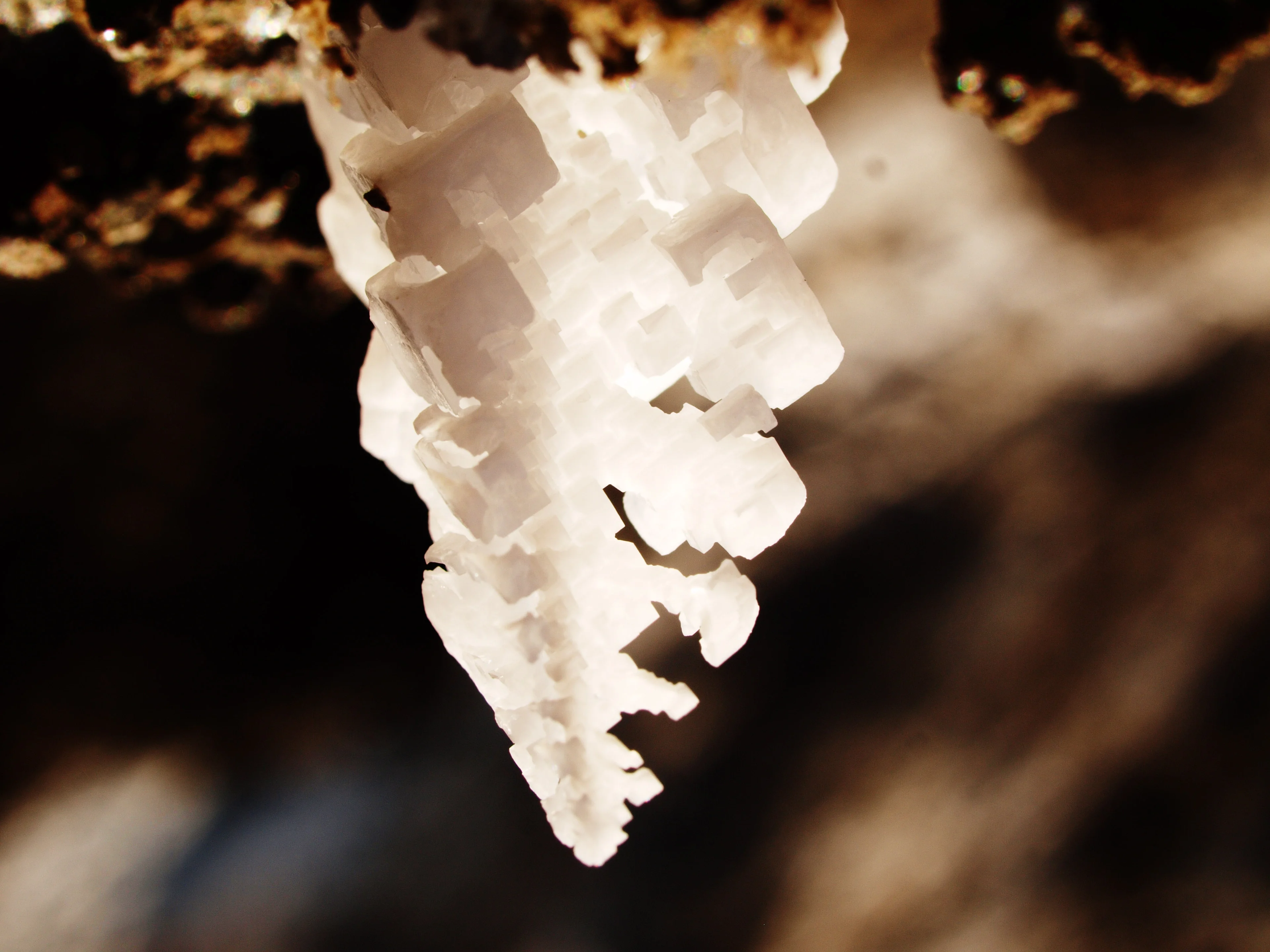 The ephemeral crystals
